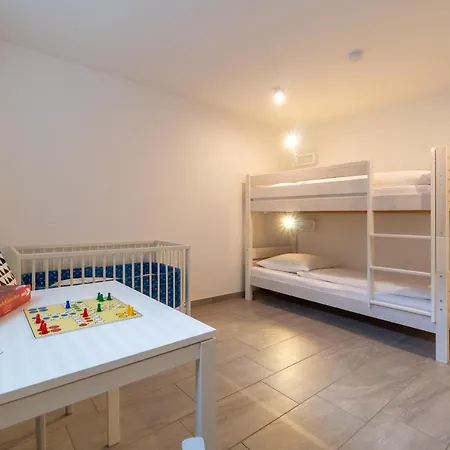Haus Starklef Ferienwohnung Femke アパート *